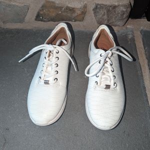 Unstructured by Clarks sneakers